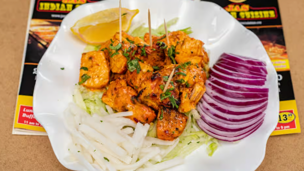 Samosa and Indian Appetizers at Jas Indian Cuisine Winnipeg - crispy pastries and fresh starters